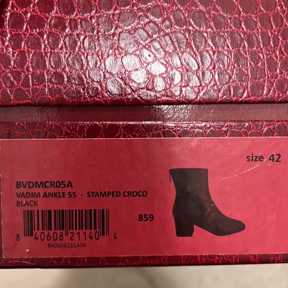 Tamara Mellon Vadim Crocodile Embossed Ankle Bootie - Picture 9 of 11